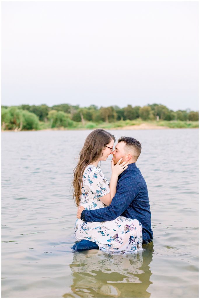 Darcy and Brandon's engagement session | flower mound tx | grapevine lake 