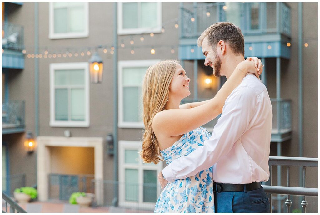 Romantic Evening in Downtown | Harwood district | st james apartments